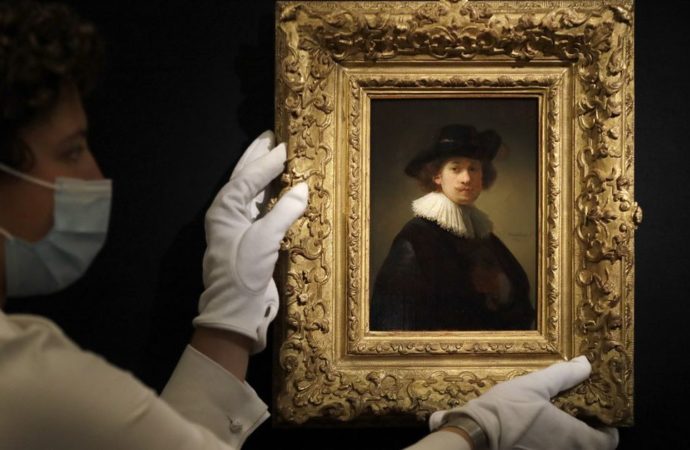 Un autoportrait de Rembrandt vendu aux enchères pour 17,2 millions