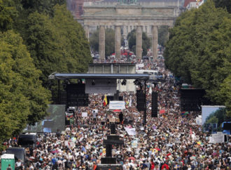 Fronde des «anticorona» à Berlin