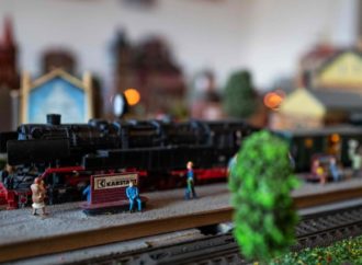 Le train, un jouet très alpin